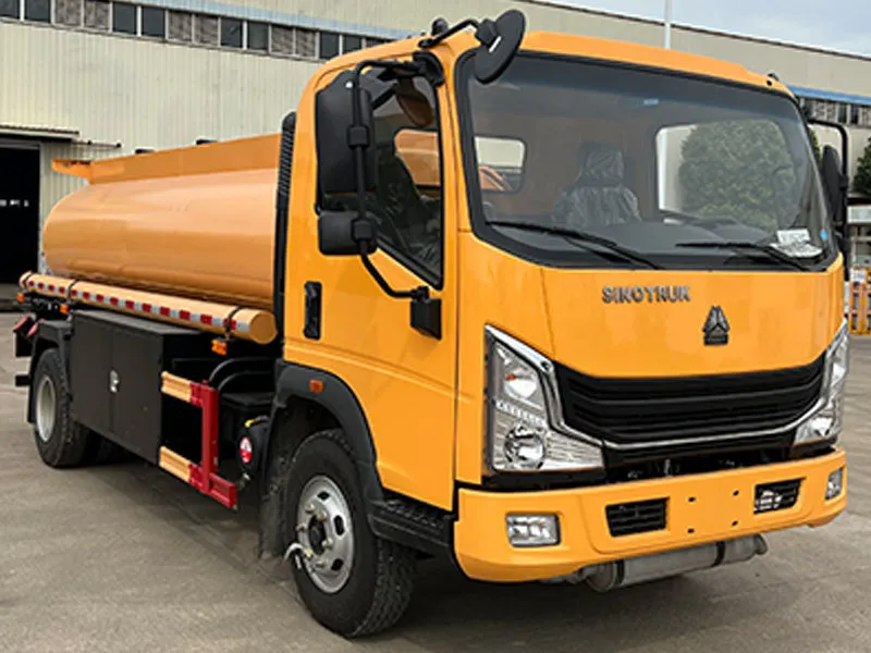 Sinotruk HOWO Oil Tanker 