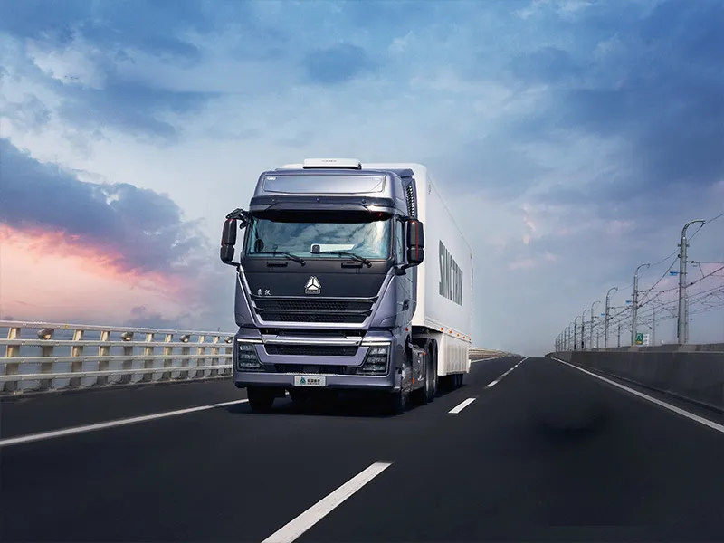 HOWO T7 6×4 Tractor Truck