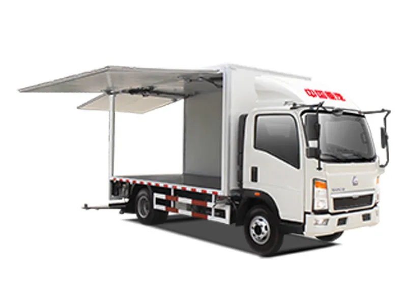 HOWO Wing Van Cargo Truck 4×2