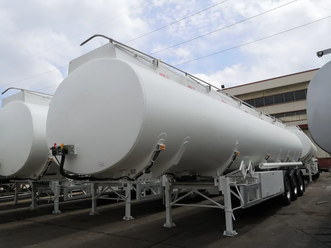 Fuel Tanker Semi-trailer