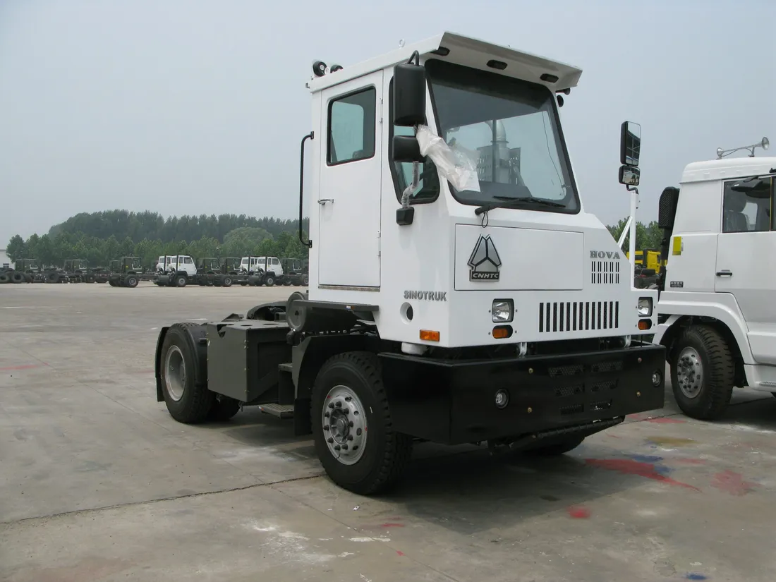 HOVA 6×4 Terminal Tractor