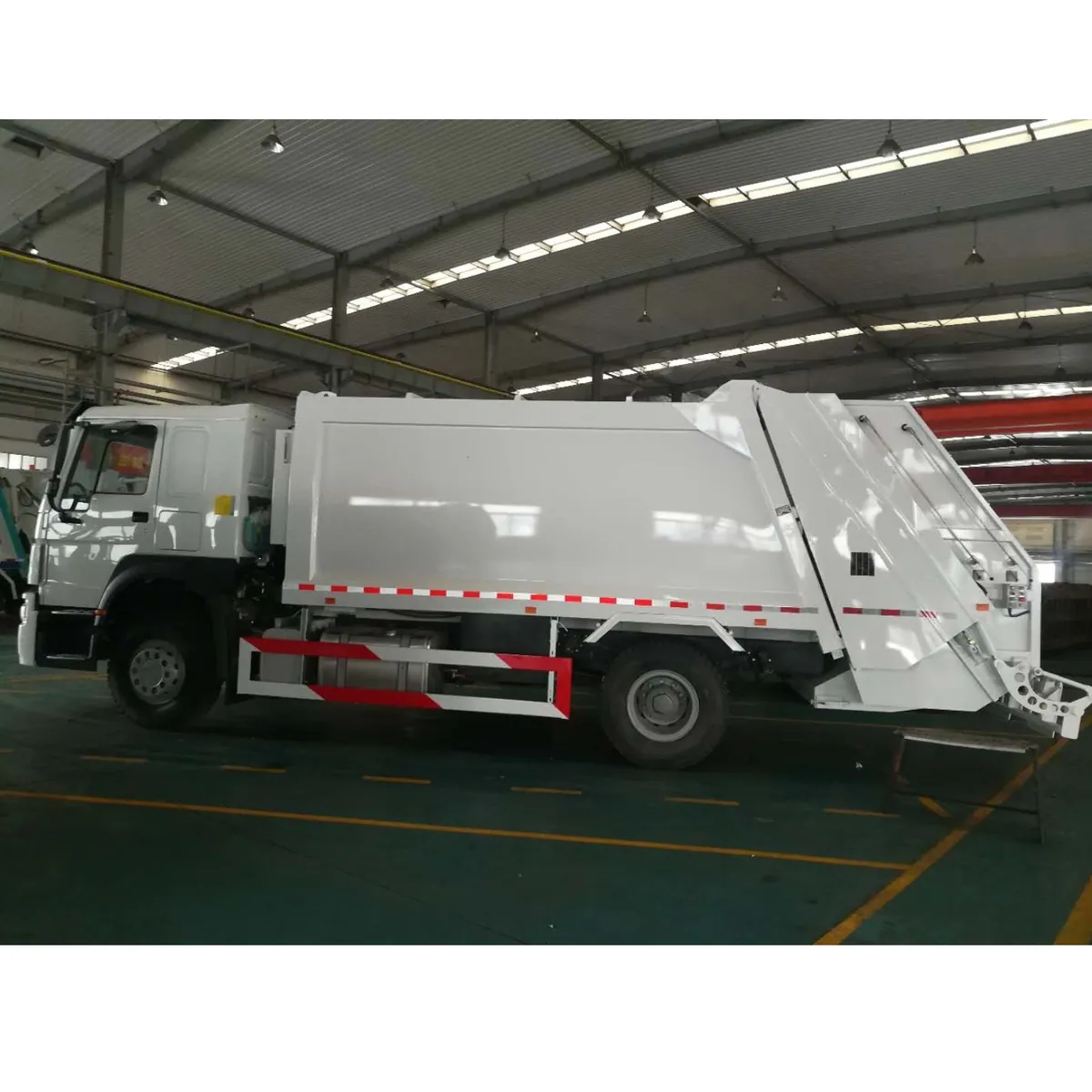 Sinotruk HOWO Garbage Truck 