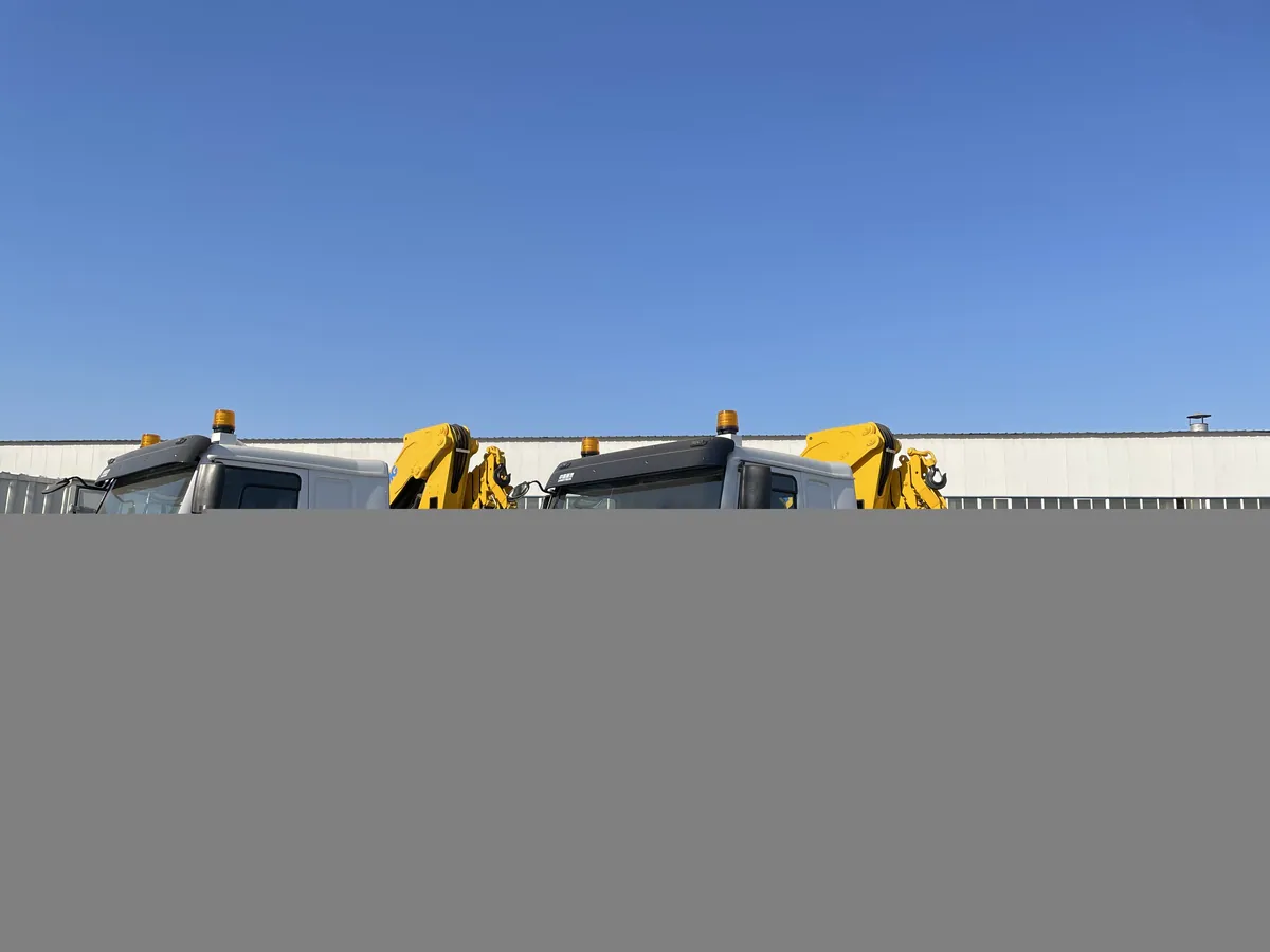 Sinotruk HOWO Mounted Crane Truck 